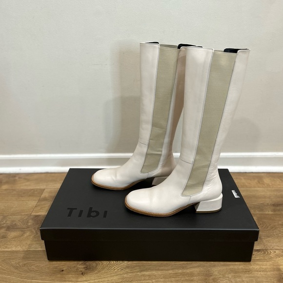 Tibi Shoes - TIBI Amelia calf leather boots in Ivory - Size 39.5 / US 9